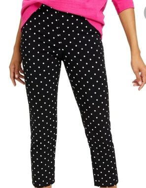 Madison & Max Black Polka Dot Capri Crop Pants